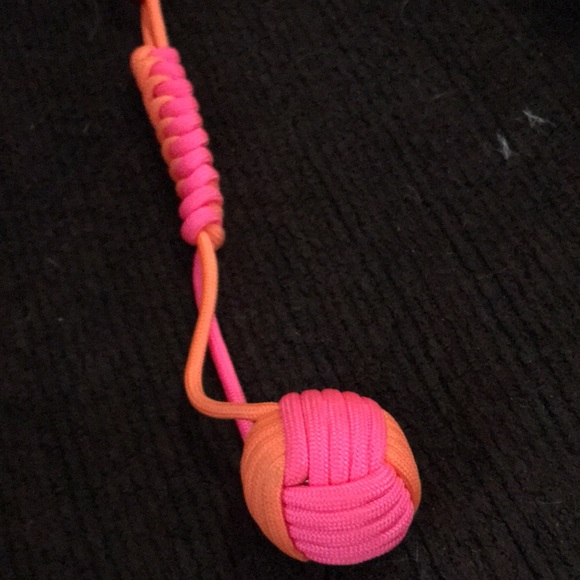 1” Monkey Fist Keychain - Picture 2 of 4